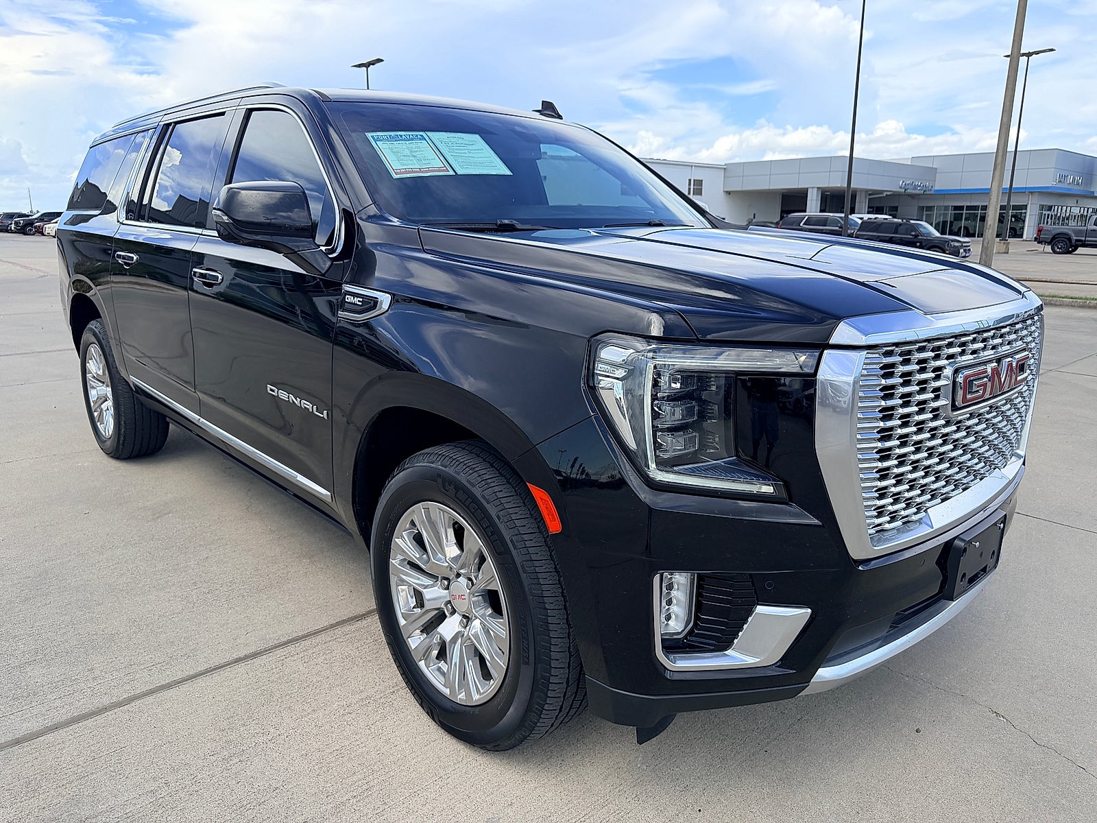 2021 GMC Yukon XL 4WD Denali