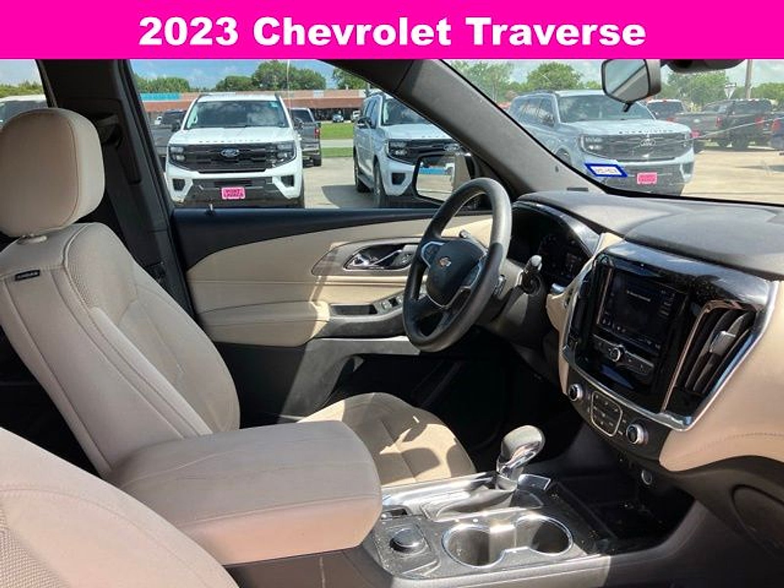 2023 Chevrolet Traverse FWD LS