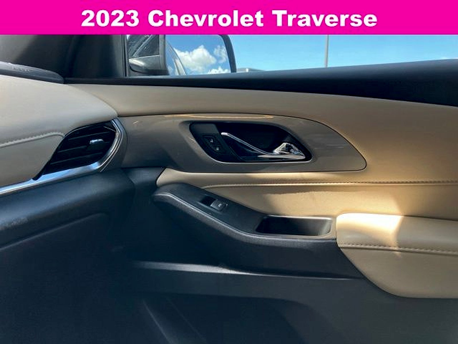 2023 Chevrolet Traverse FWD LS