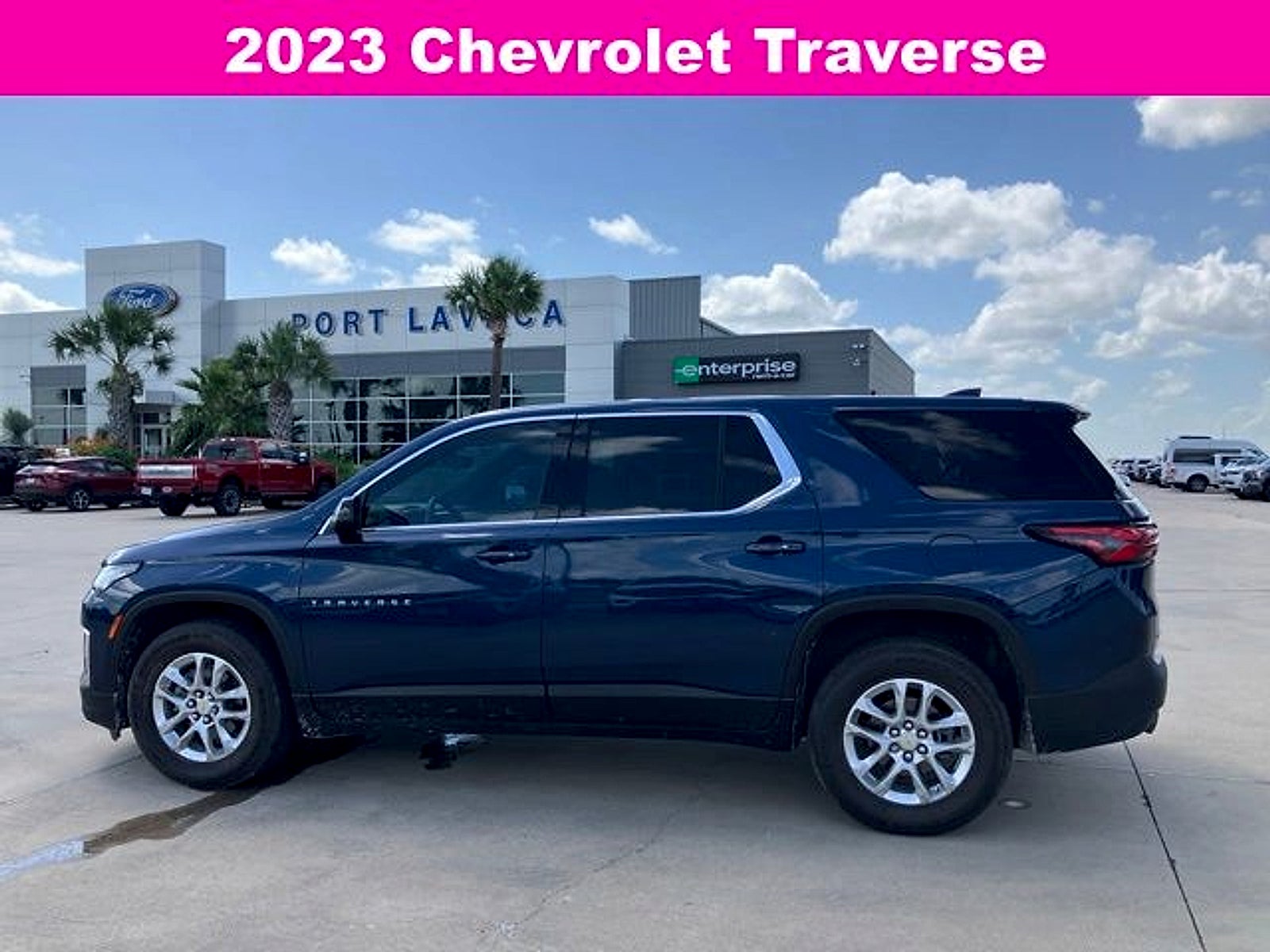 2023 Chevrolet Traverse FWD LS