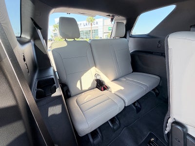 2023 Chevrolet Traverse FWD LS