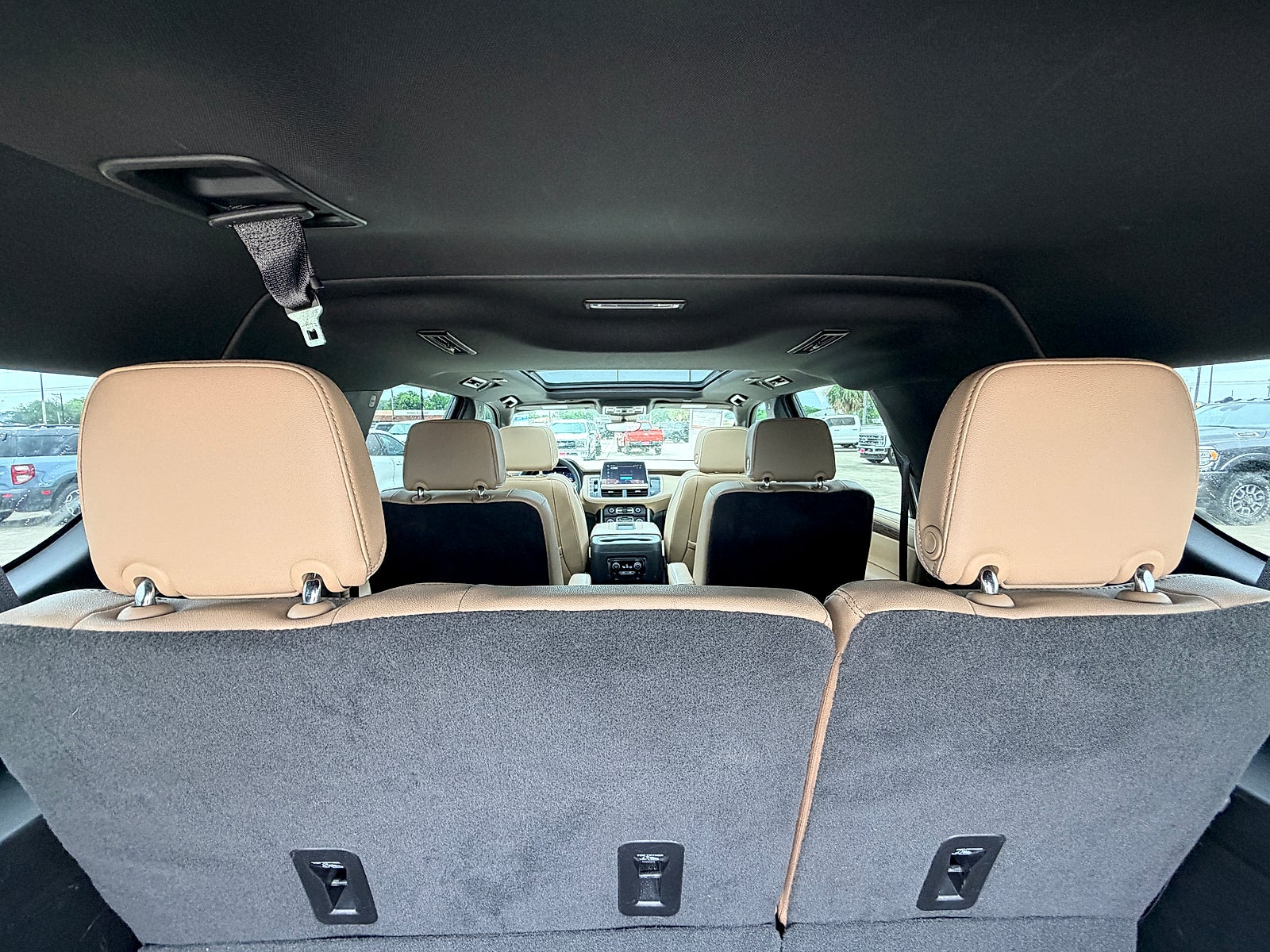 2024 Chevrolet Suburban 2WD Premier