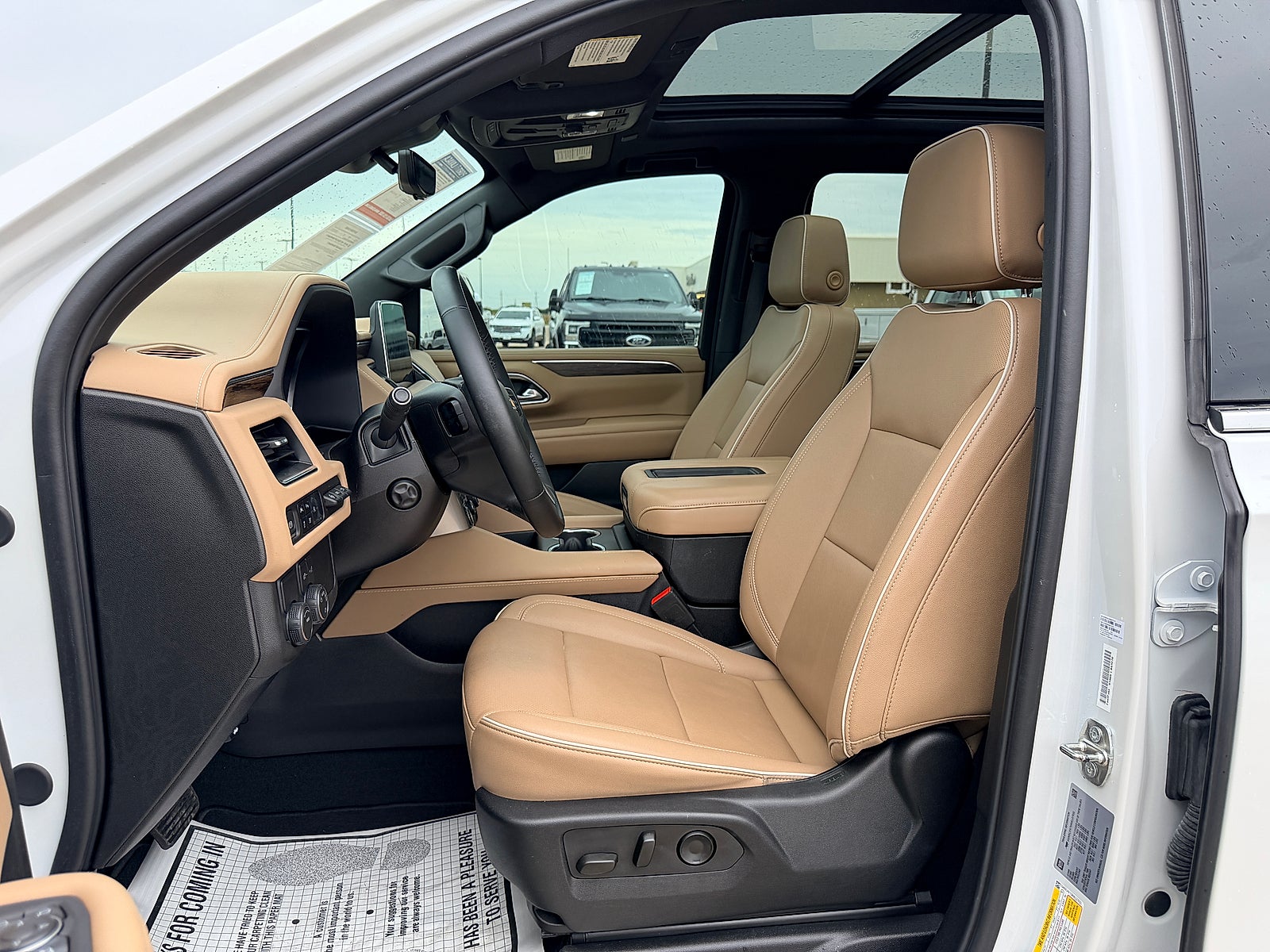 2024 Chevrolet Suburban 2WD Premier