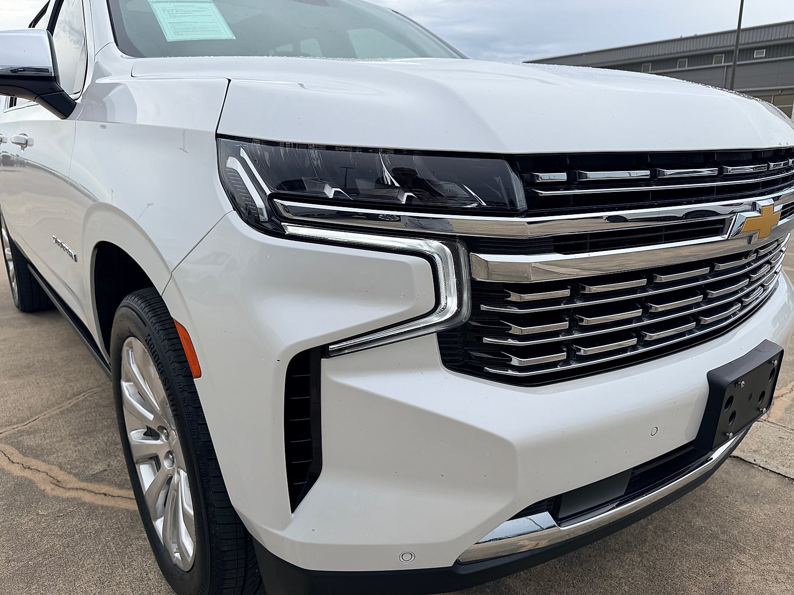 2024 Chevrolet Suburban 2WD Premier