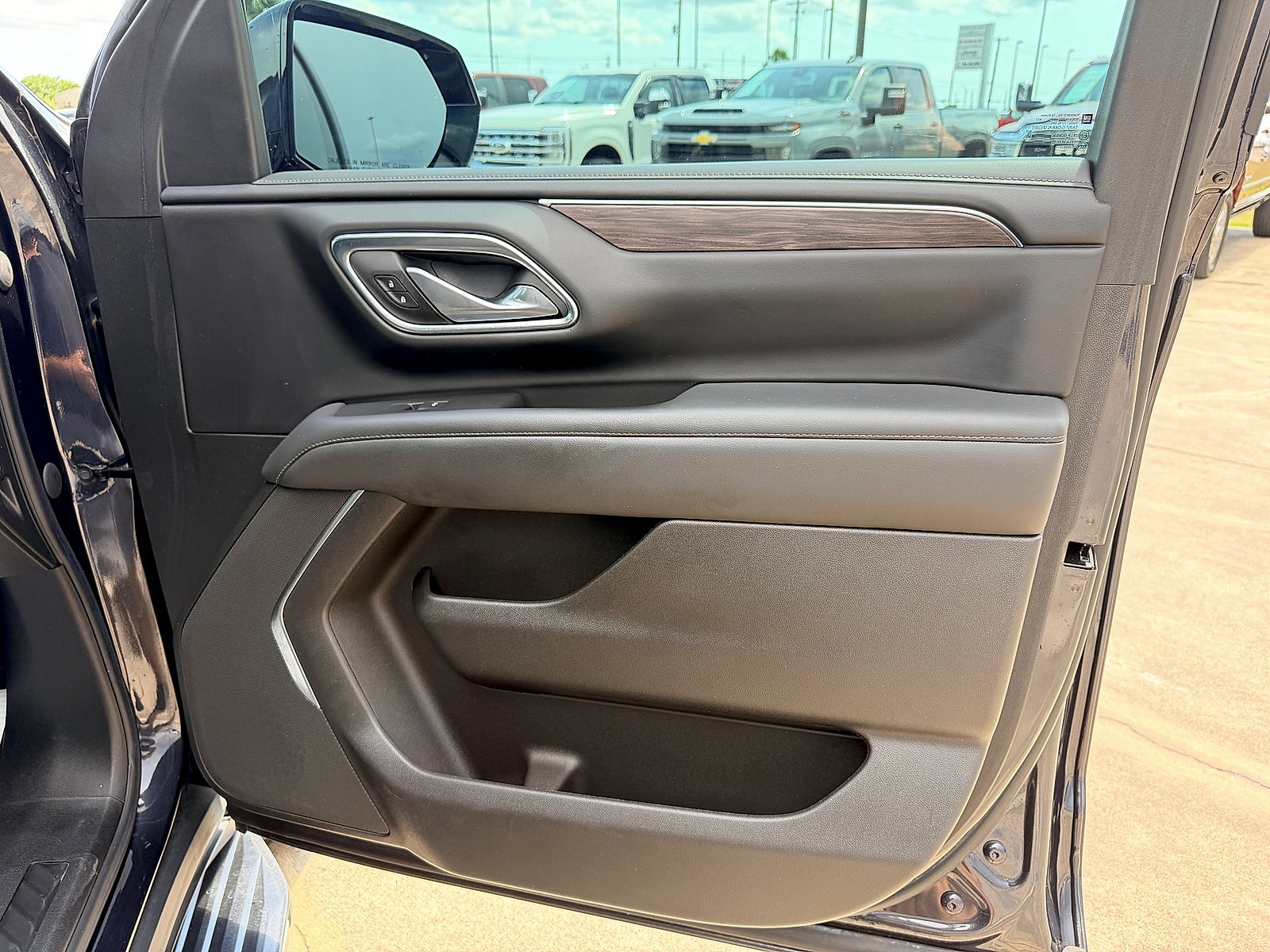 2023 Chevrolet Tahoe 2WD LS