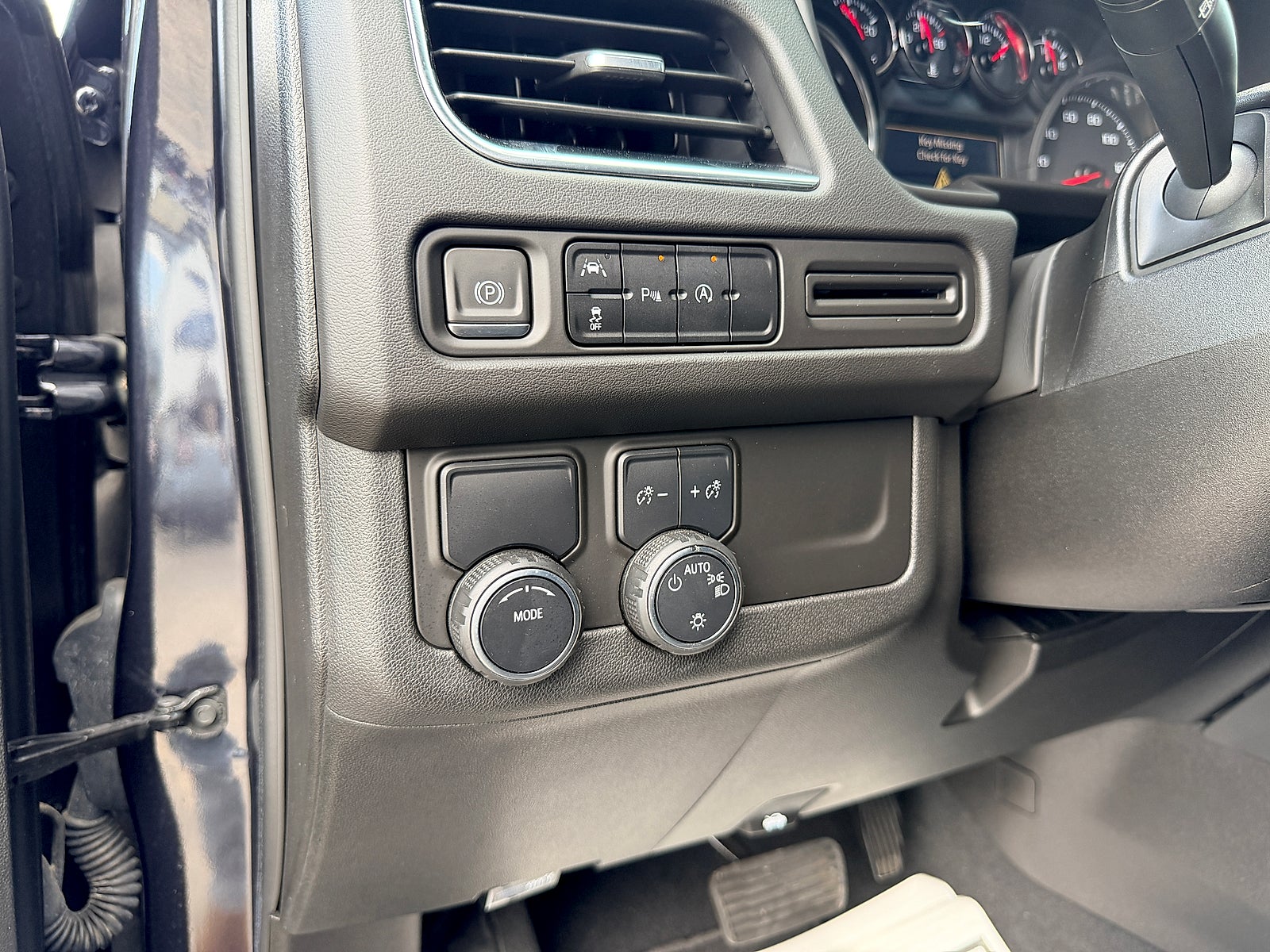 2023 Chevrolet Tahoe 2WD LS