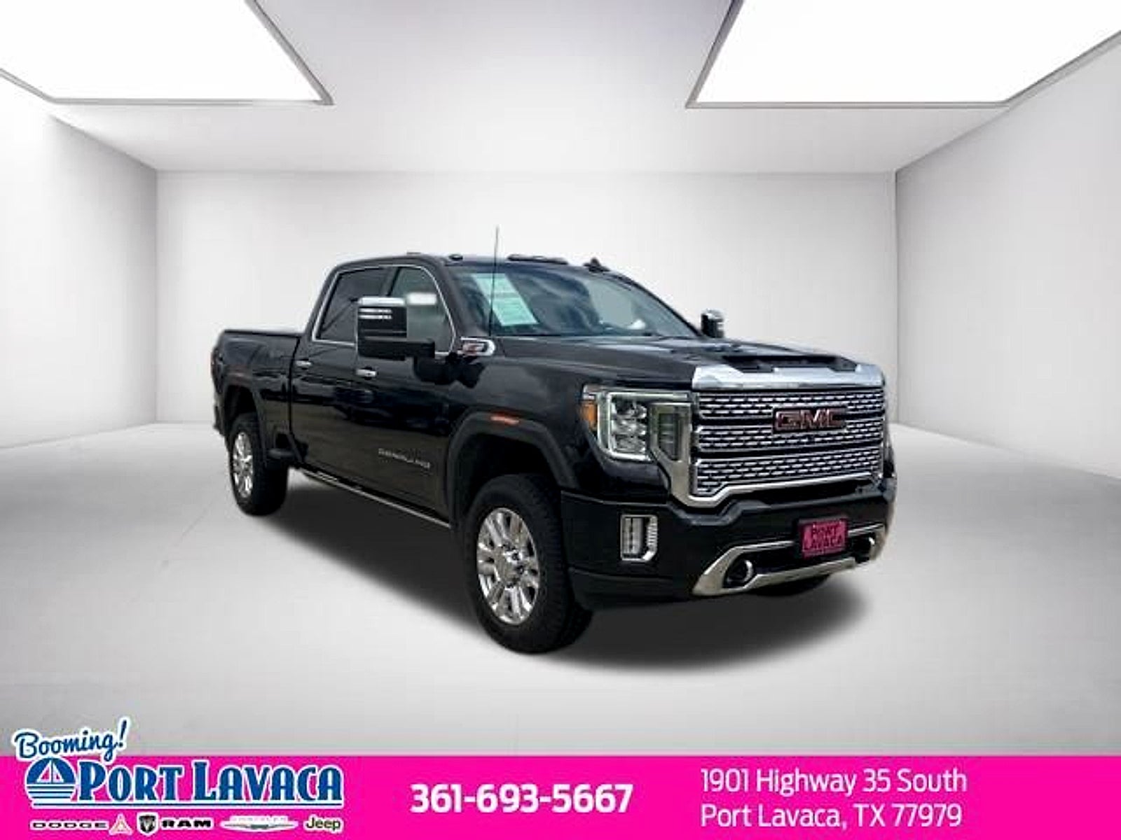 2023 GMC Sierra 2500HD 4WD Crew Cab Standard Bed Denali