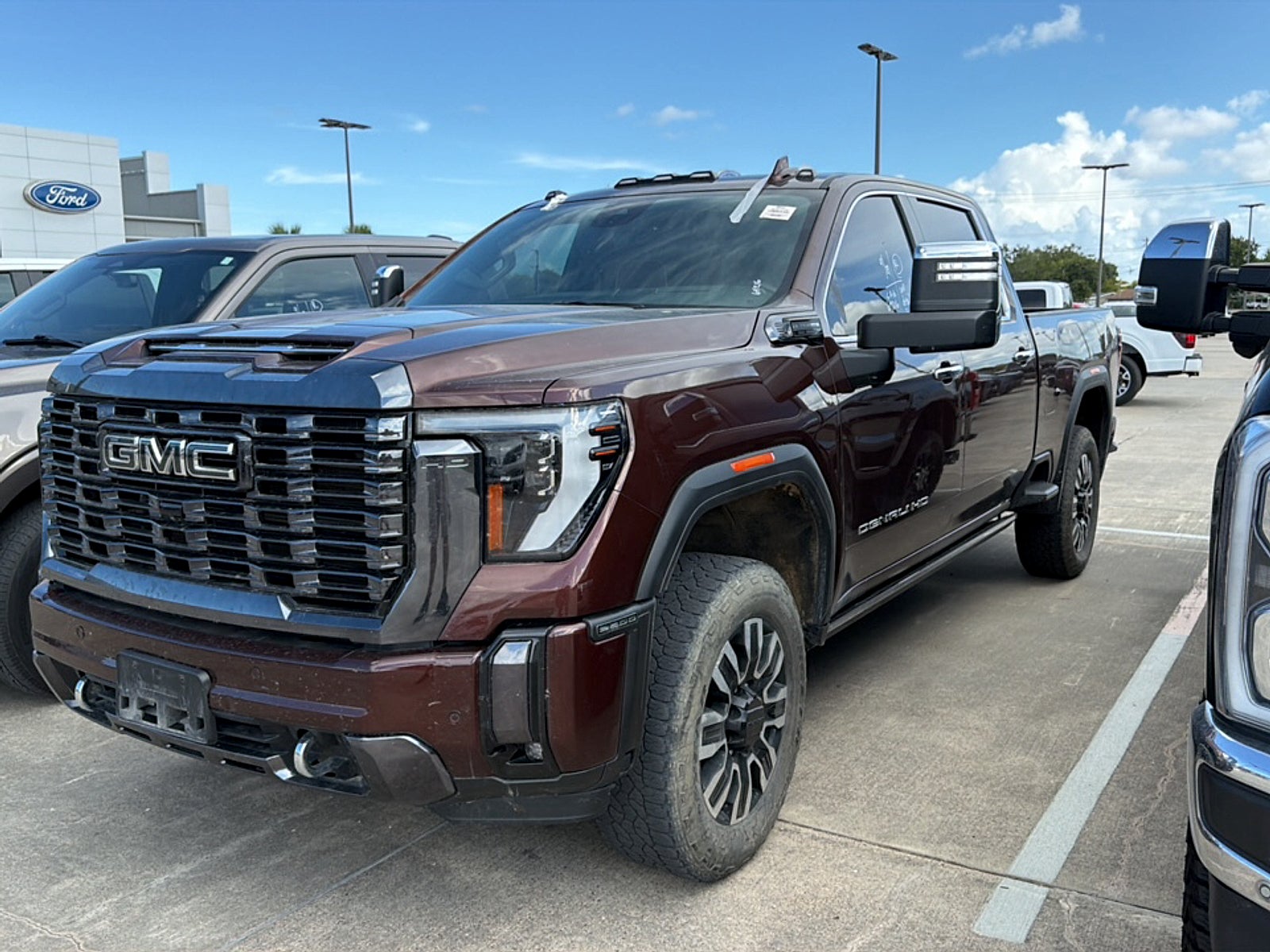 2024 GMC Sierra 2500HD 4WD Crew Cab Standard Bed Denali Ultimate