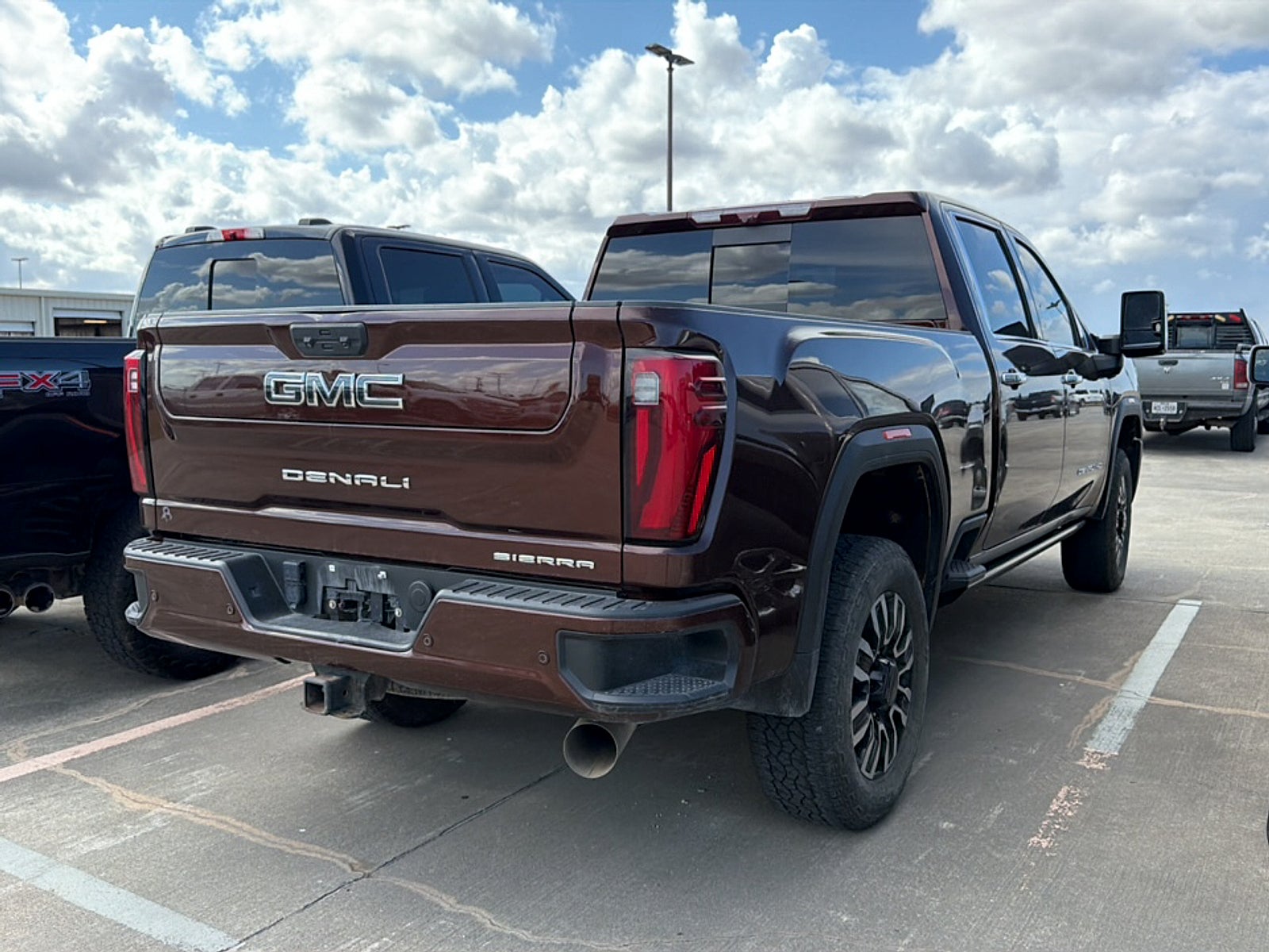 2024 GMC Sierra 2500HD 4WD Crew Cab Standard Bed Denali Ultimate