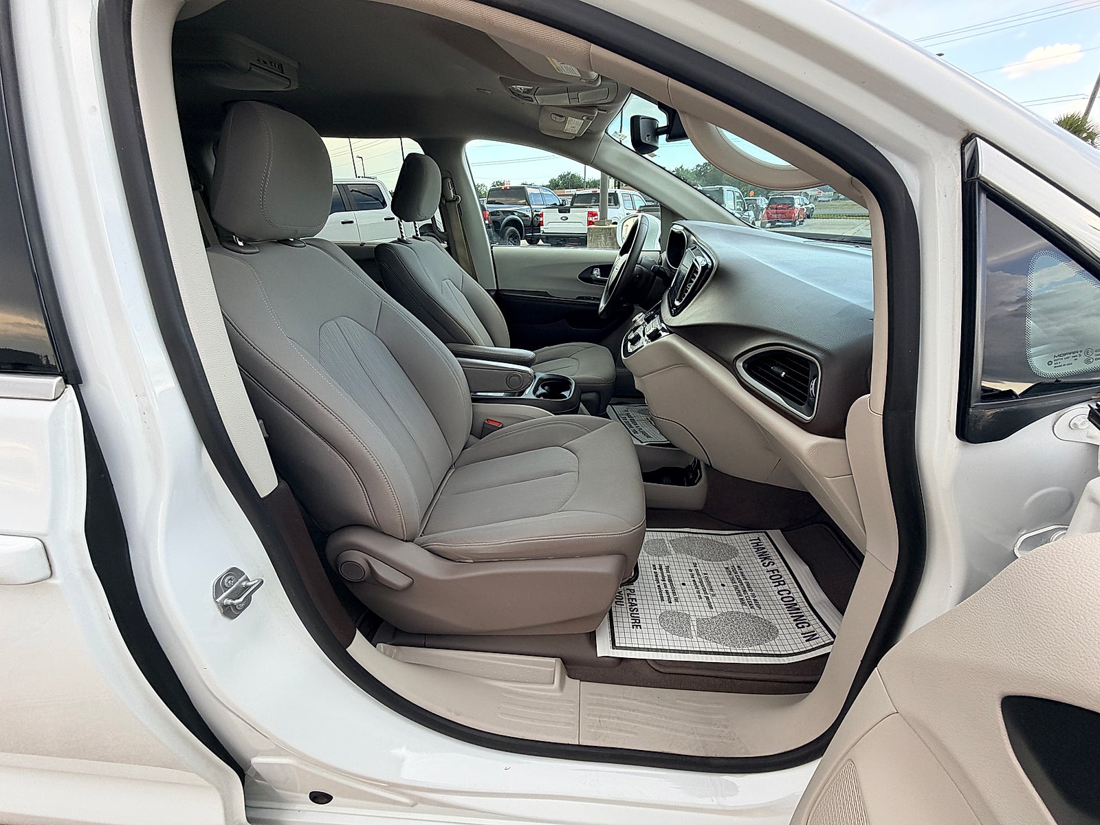 2020 Chrysler Pacifica Touring
