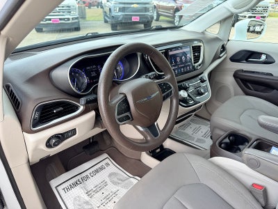 2020 Chrysler Pacifica Touring