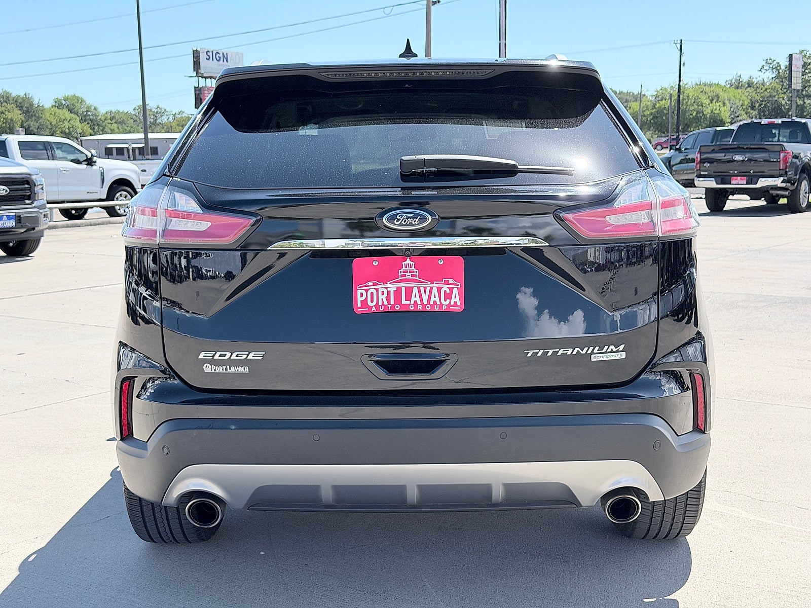2020 Ford Edge Titanium