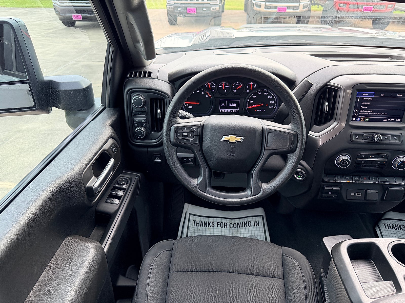 2025 Chevrolet Silverado 2500HD 4WD Crew Cab Standard Bed Custom