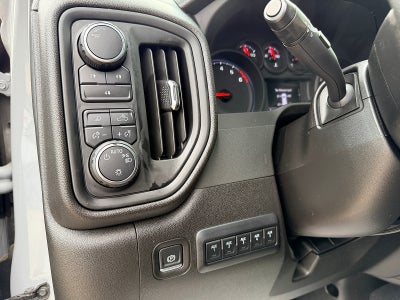 2025 Chevrolet Silverado 2500HD 4WD Crew Cab Standard Bed Custom