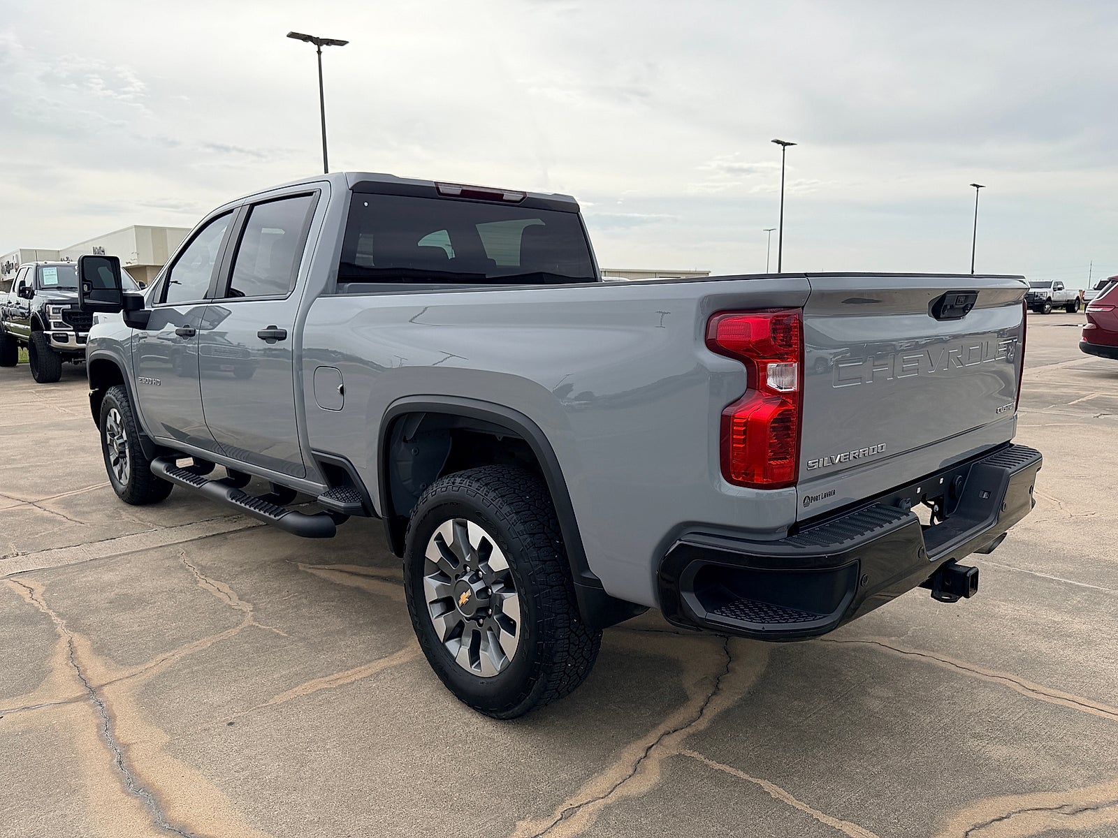 2025 Chevrolet Silverado 2500HD 4WD Crew Cab Standard Bed Custom