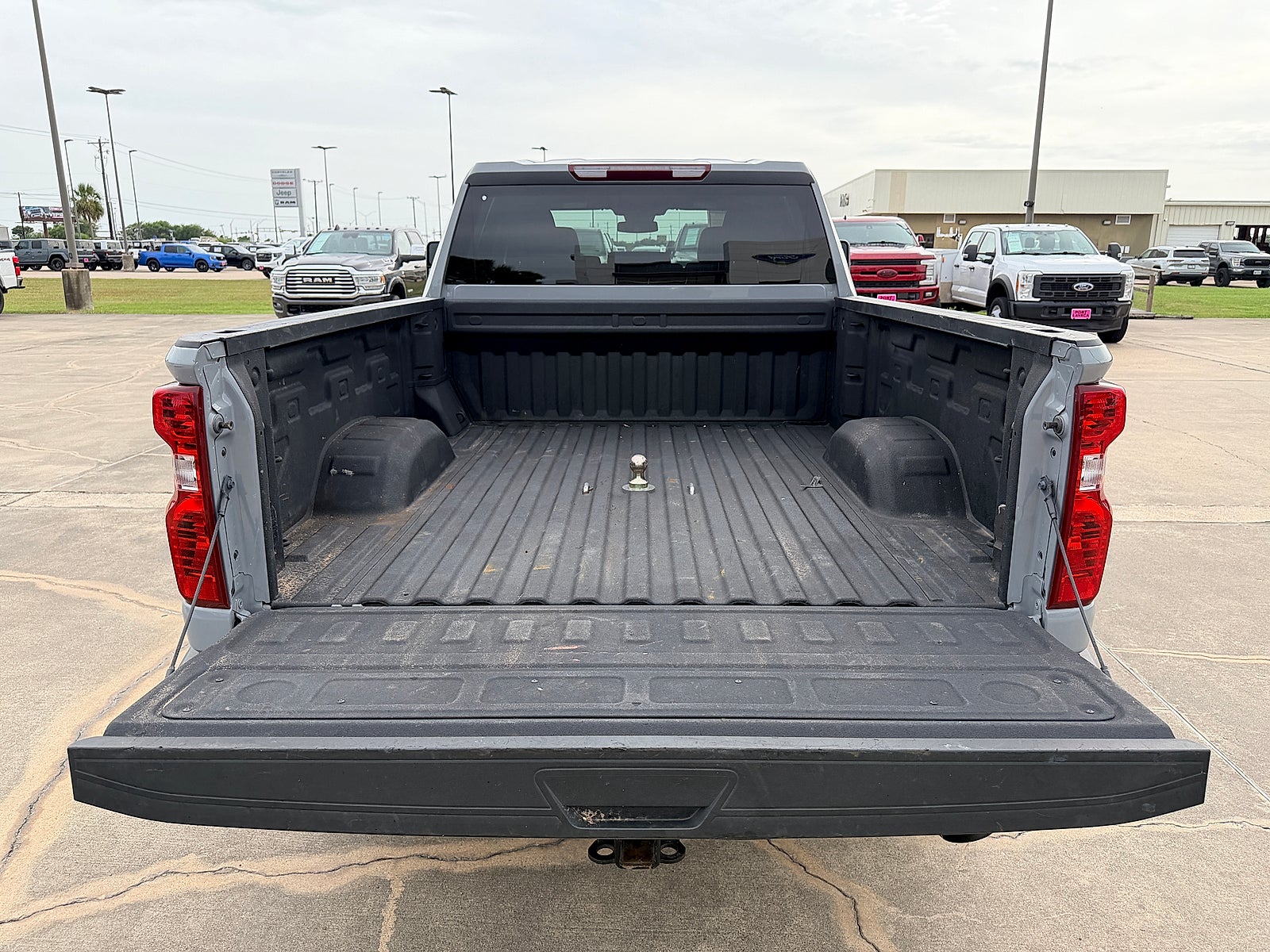 2025 Chevrolet Silverado 2500HD 4WD Crew Cab Standard Bed Custom