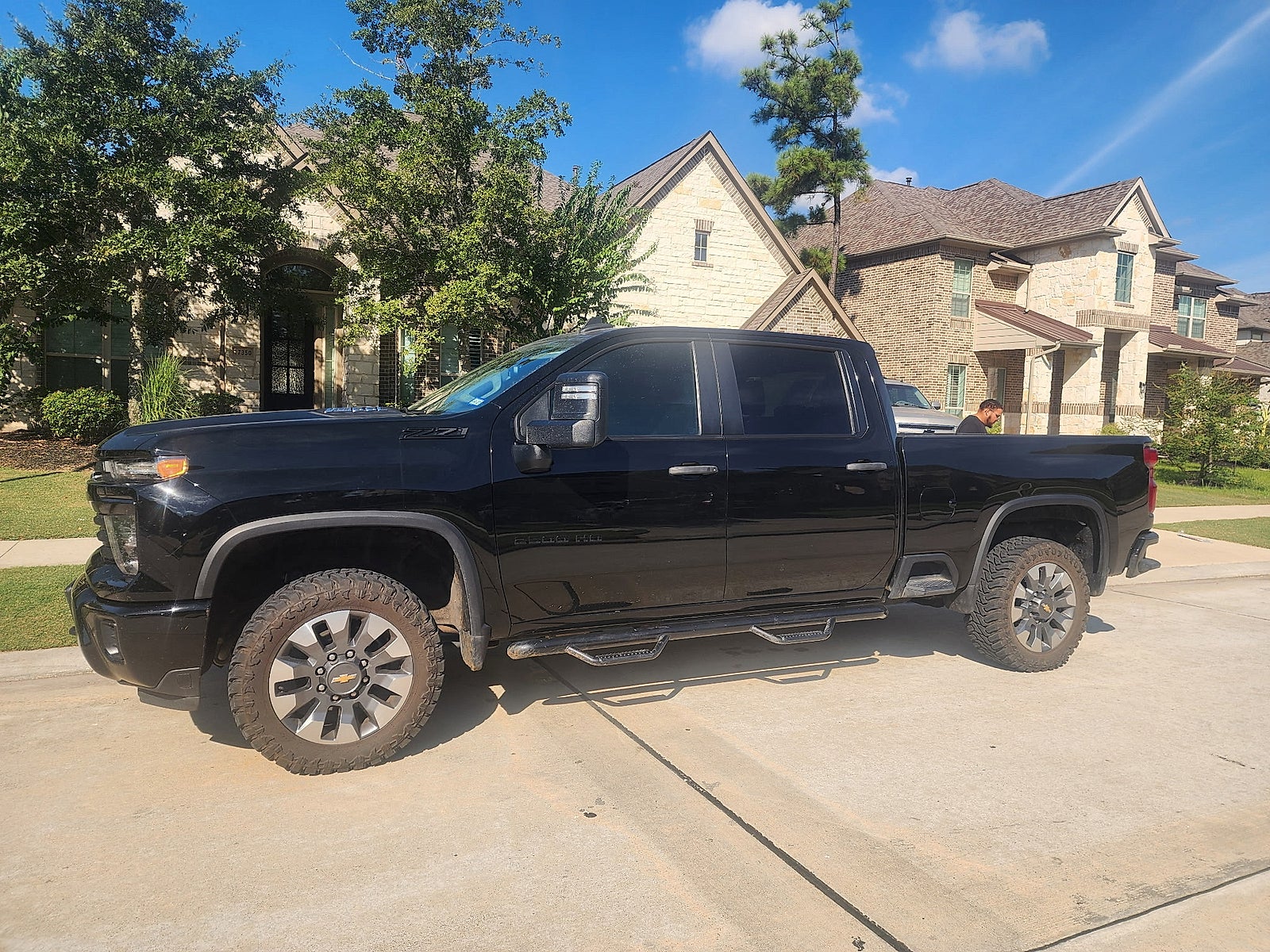 2024 Chevrolet Silverado 2500HD 4WD Crew Cab Standard Bed Custom