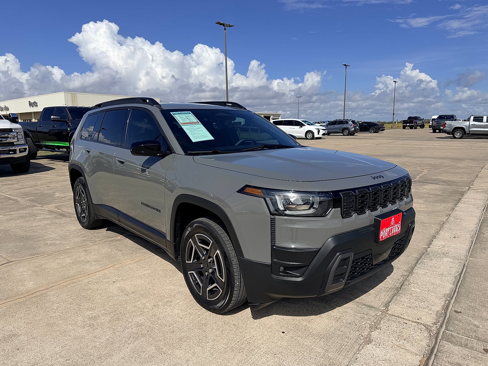 2026 Jeep Cherokee Laredo 4x4