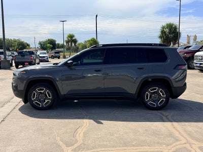 2026 Jeep Cherokee Laredo 4x4