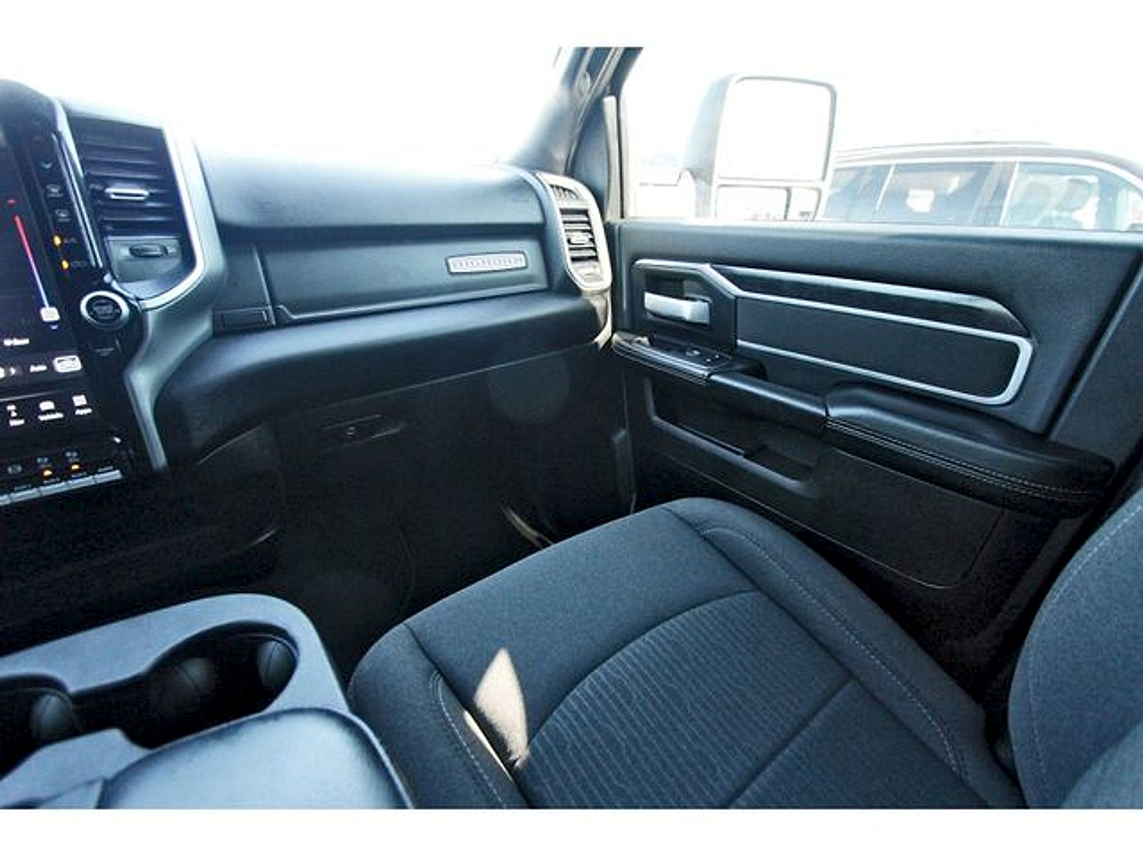 2024 RAM 3500 Big Horn Crew Cab 4x4 8' Box