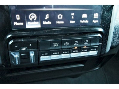 2024 RAM 3500 Big Horn Crew Cab 4x4 8' Box