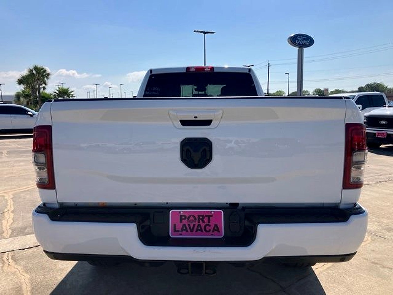 2024 RAM 3500 Big Horn Crew Cab 4x4 8' Box