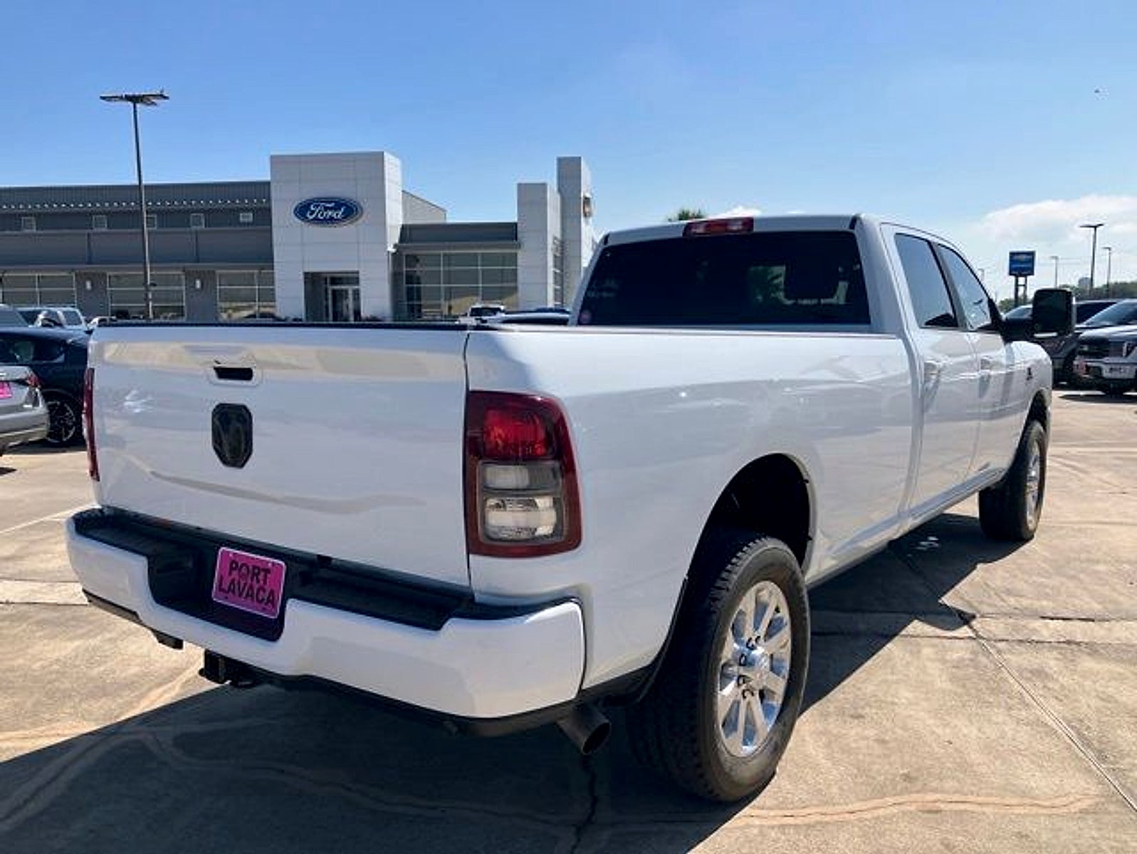 2024 RAM 3500 Big Horn Crew Cab 4x4 8' Box