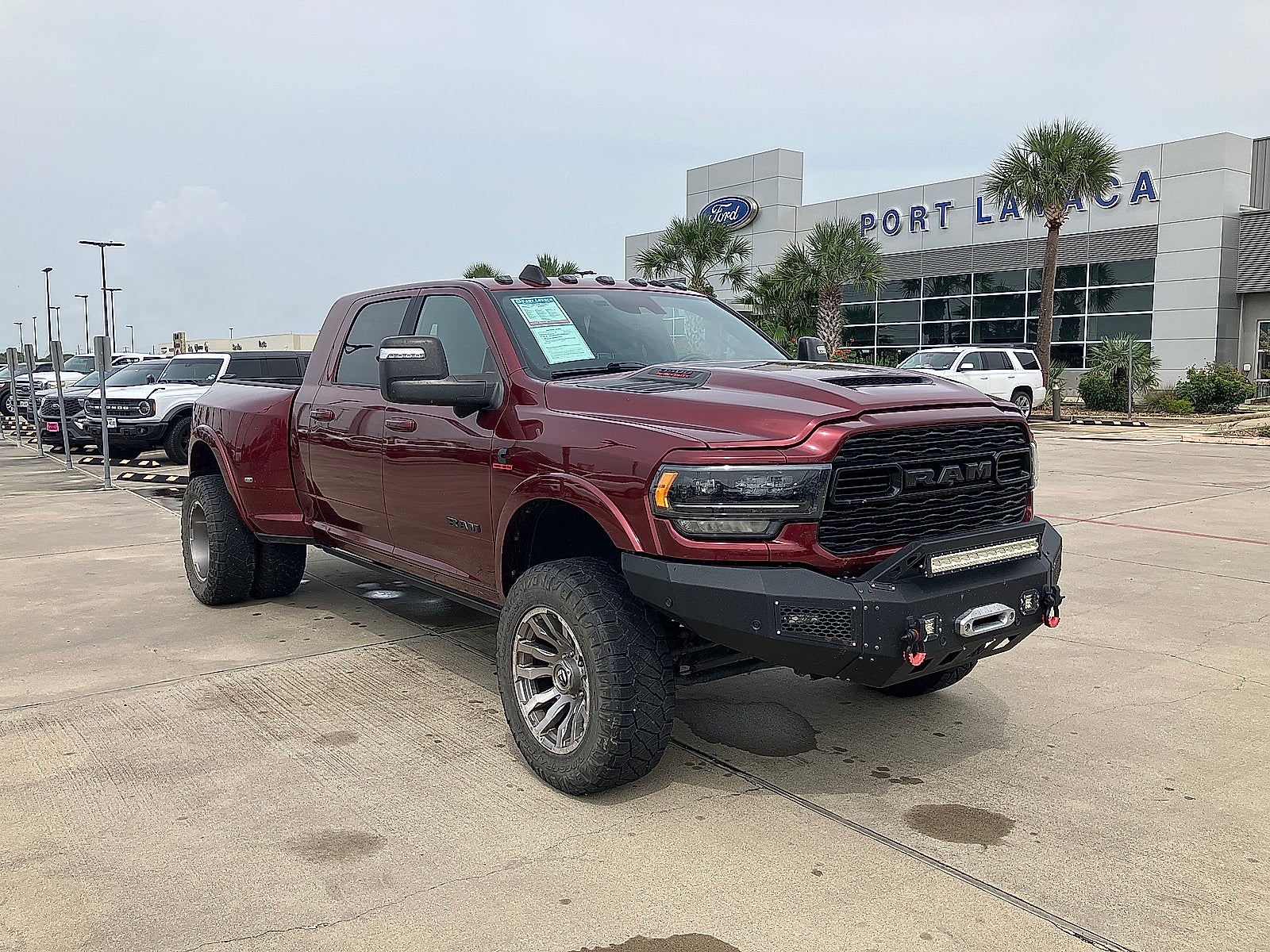 2024 RAM 3500 Limited Mega Cab 4x4 6'4" Box