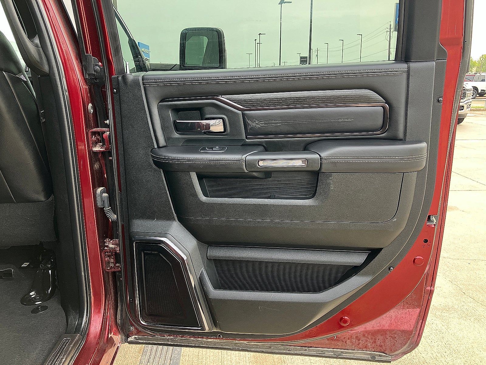 2024 RAM 3500 Limited Mega Cab 4x4 6'4" Box