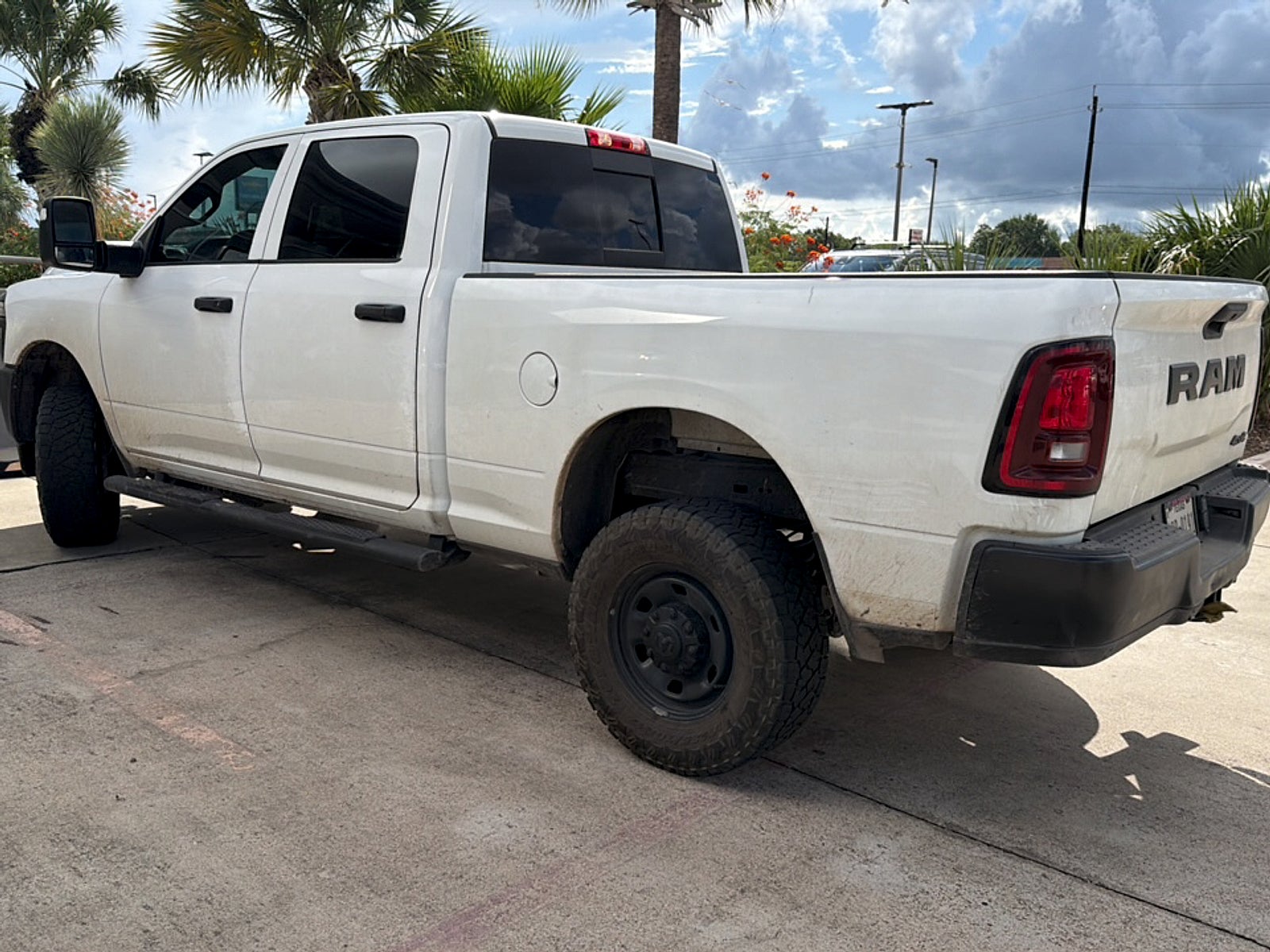 2025 RAM 2500 Tradesman Crew Cab 4x4 6'4" Box