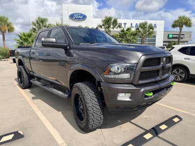 2017 RAM 2500 Laramie Crew Cab 4x4 6'4" Box