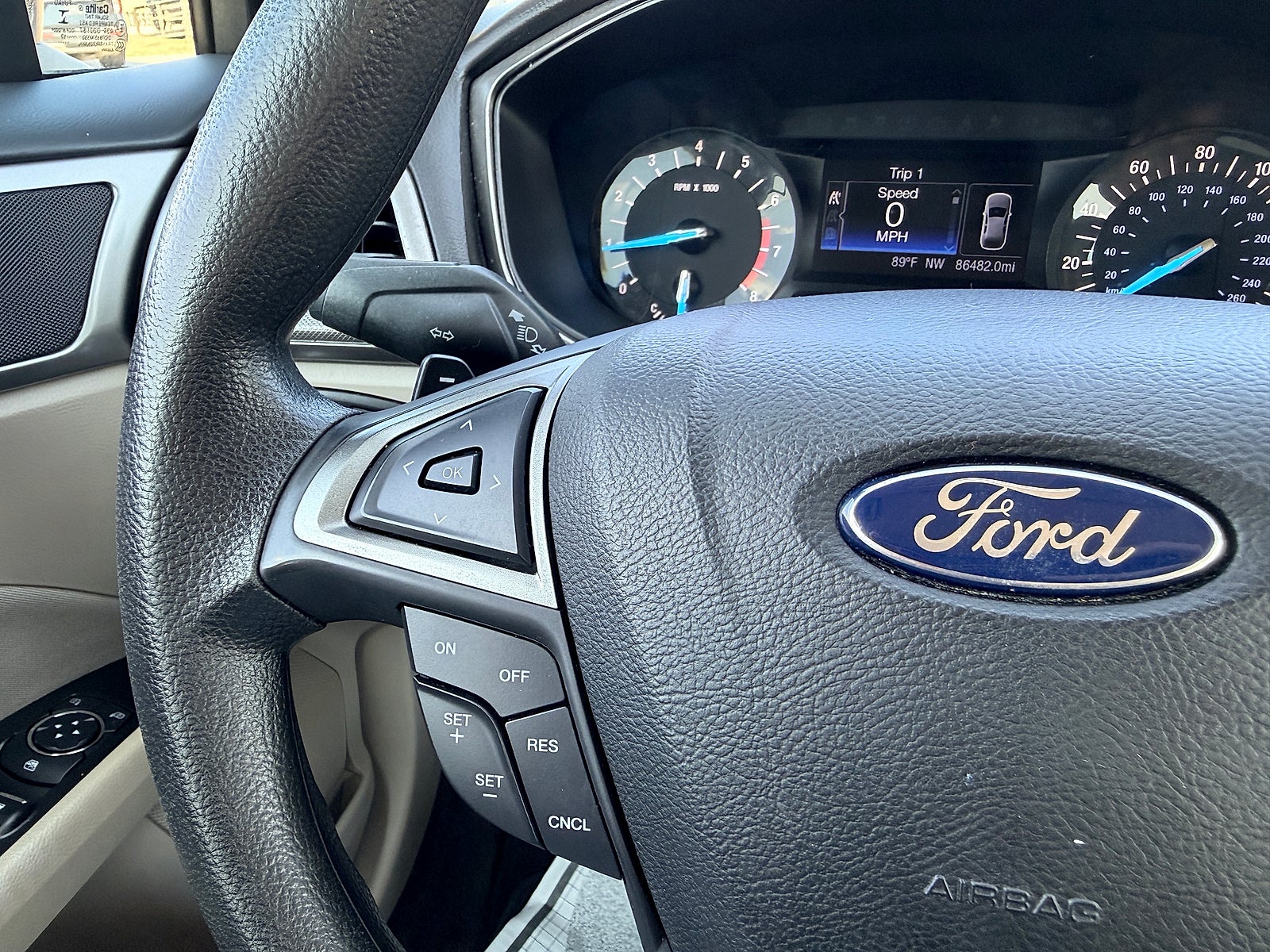 2017 Ford Fusion SE