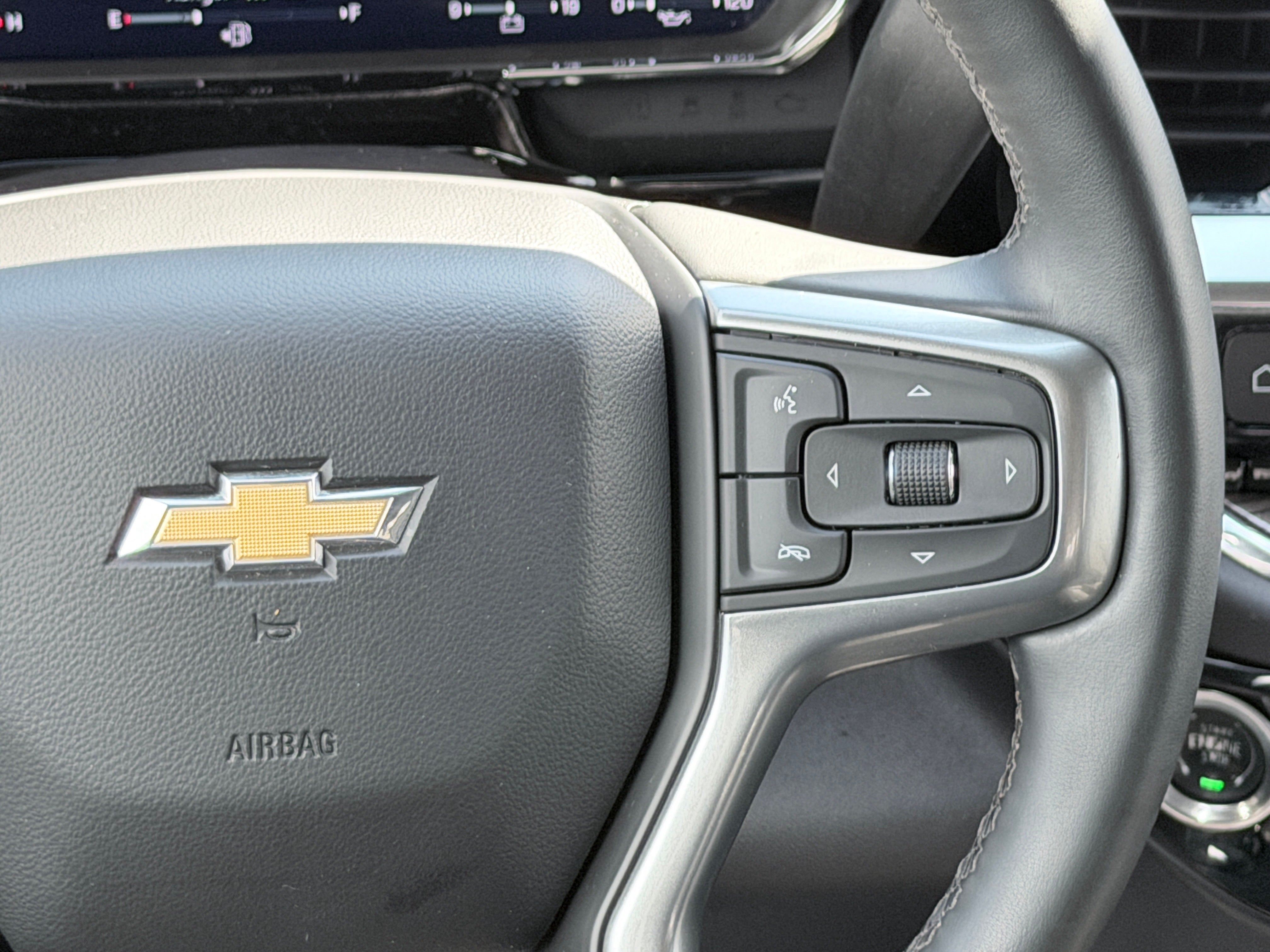2024 Chevrolet Silverado 1500 4WD Crew Cab Short Bed LT