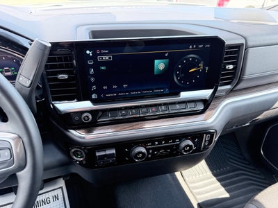 2024 Chevrolet Silverado 1500 4WD Crew Cab Short Bed LT