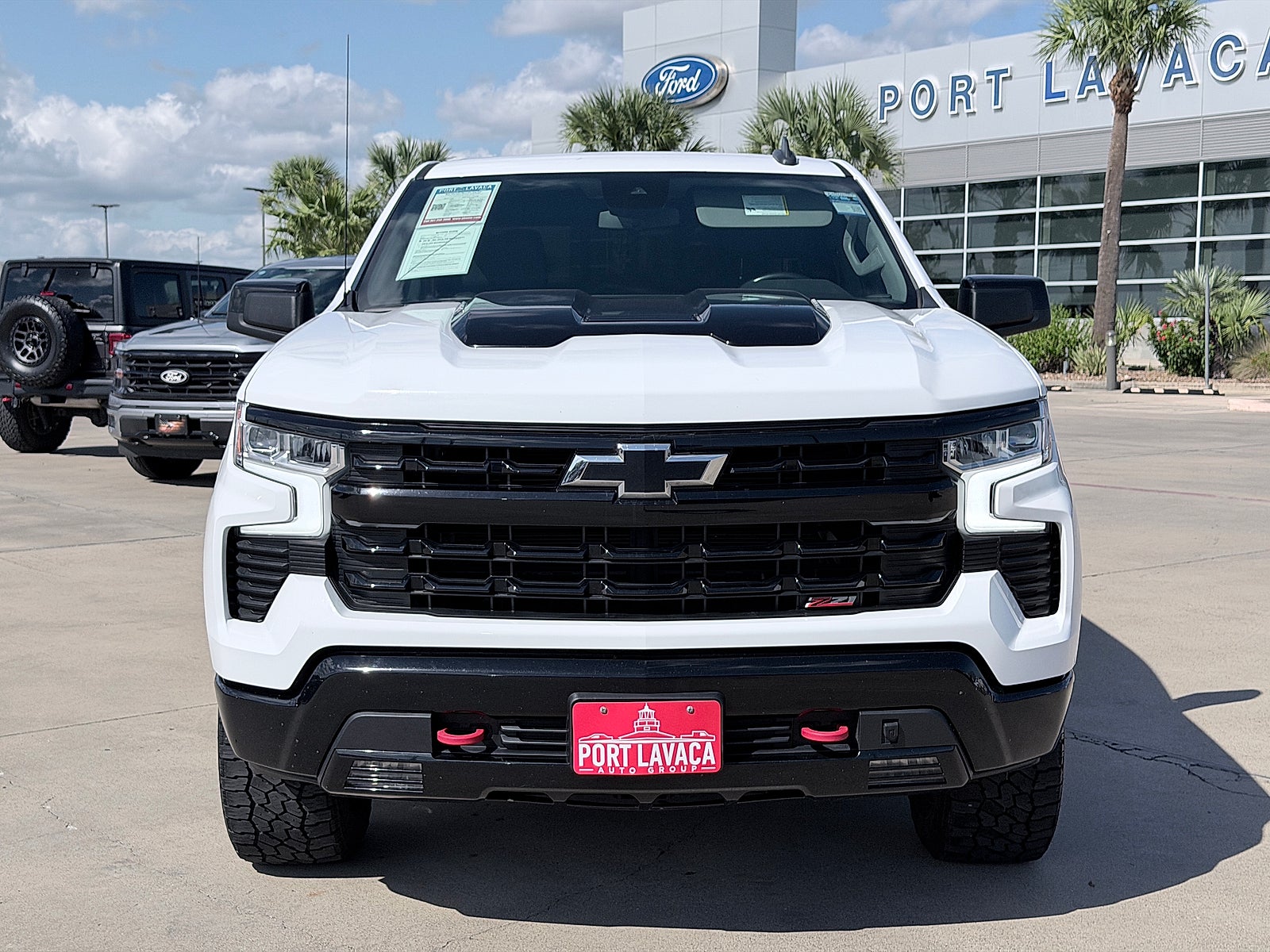 2023 Chevrolet Silverado 1500 4WD Crew Cab Short Bed LT Trail Boss