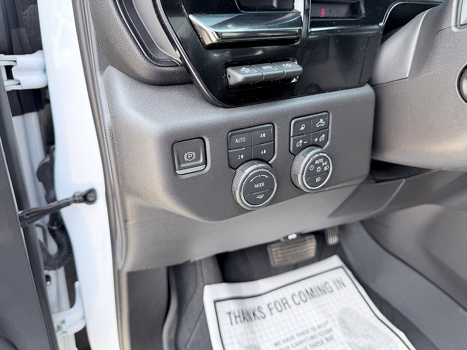 2024 Chevrolet Silverado 1500 4WD Crew Cab Short Bed ZR2