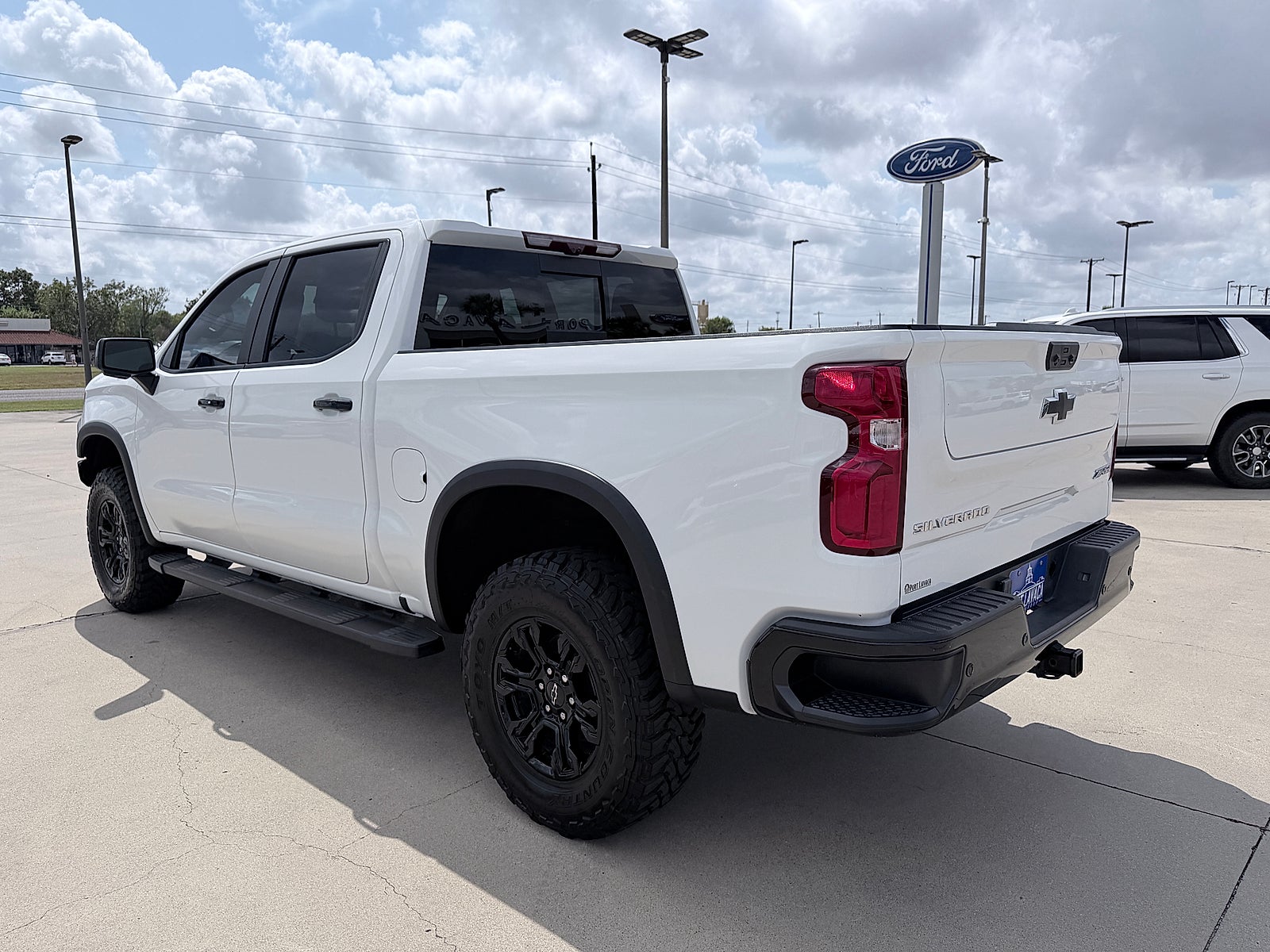 2024 Chevrolet Silverado 1500 4WD Crew Cab Short Bed ZR2