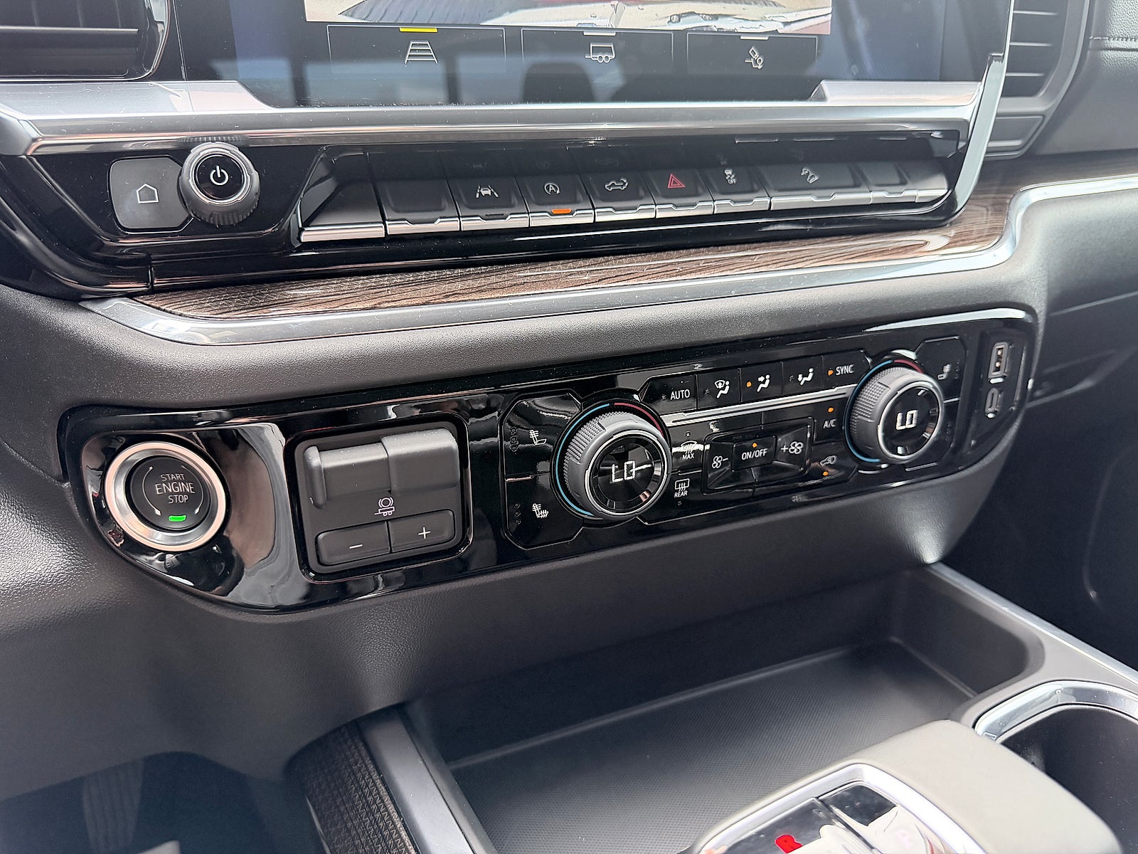 2025 Chevrolet Silverado 1500 4WD Crew Cab Short Bed RST