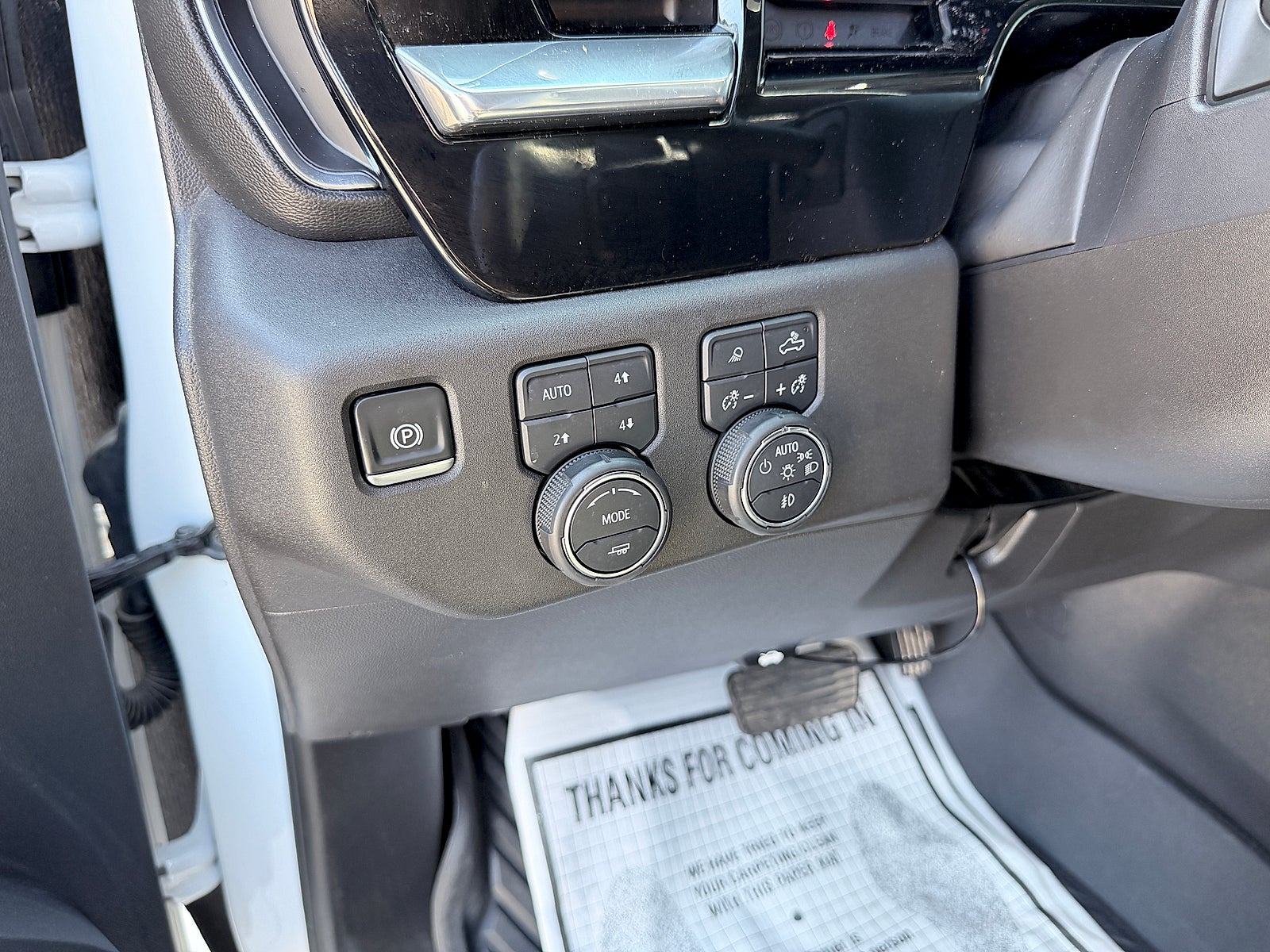 2025 Chevrolet Silverado 1500 4WD Crew Cab Short Bed LT Trail Boss