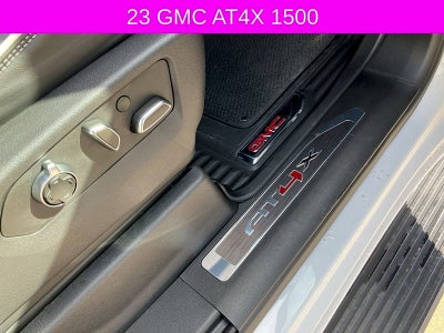 2023 GMC Sierra 1500 4WD Crew Cab Short Box AT4X