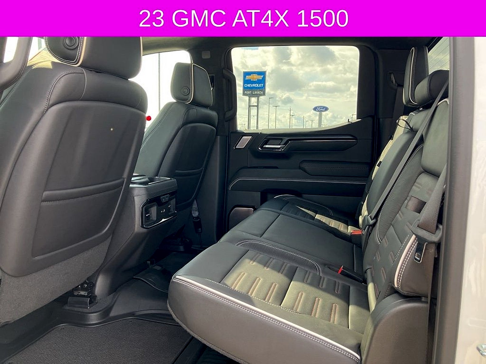2023 GMC Sierra 1500 4WD Crew Cab Short Box AT4X