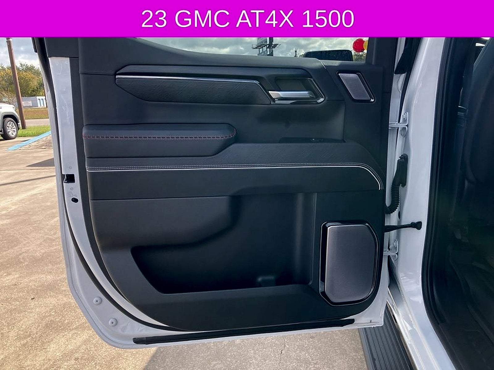 2023 GMC Sierra 1500 4WD Crew Cab Short Box AT4X