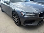 2020 Volvo S60 T6 Momentum