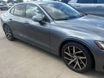 2020 Volvo S60 T6 Momentum