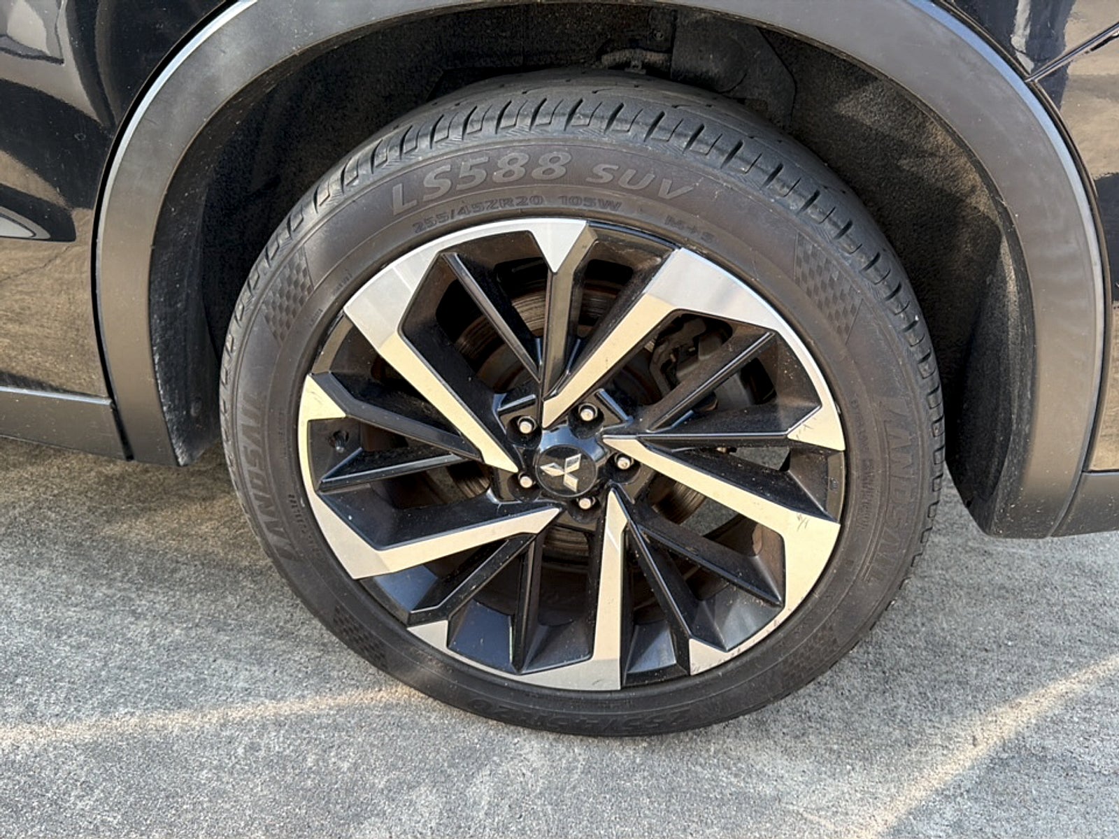 2023 Mitsubishi Outlander ES 2.5 2WD