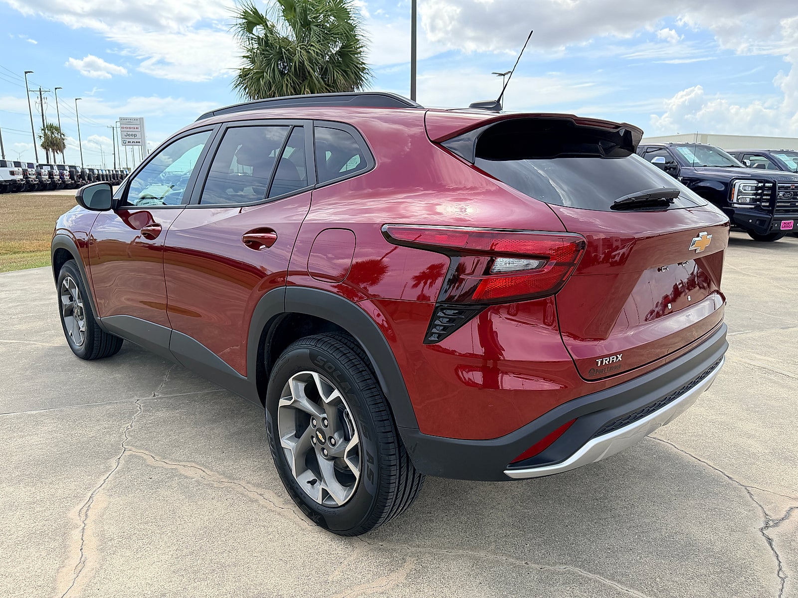 2025 Chevrolet Trax FWD LT