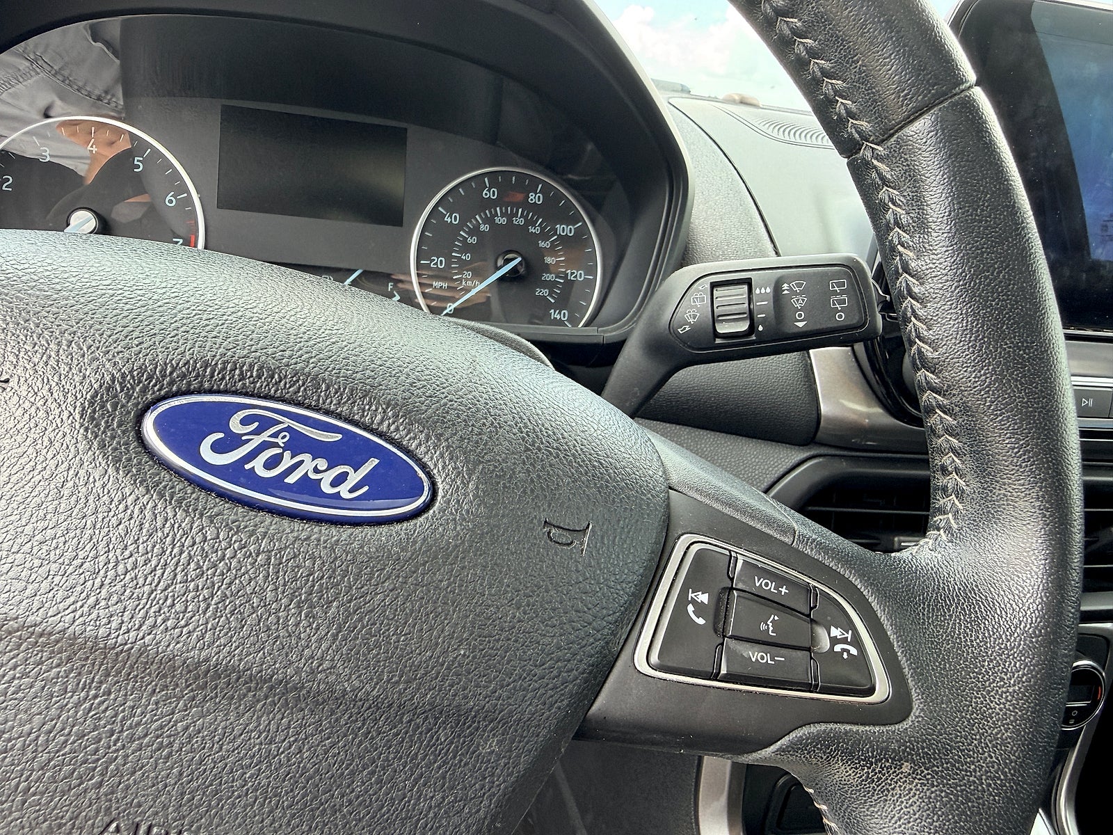 2020 Ford EcoSport SES