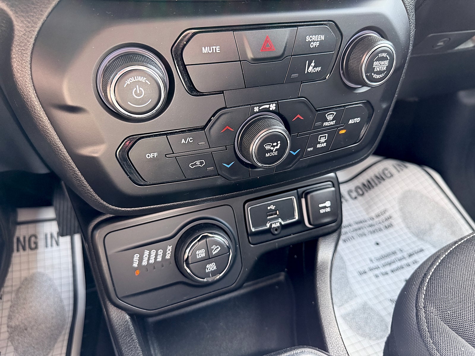 2023 Jeep Renegade Trailhawk 4x4